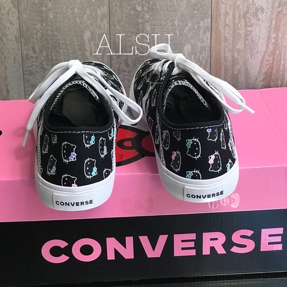 Conv&Hello Kitty Costa Low Top Black Canvas W - Picture 6 of 8